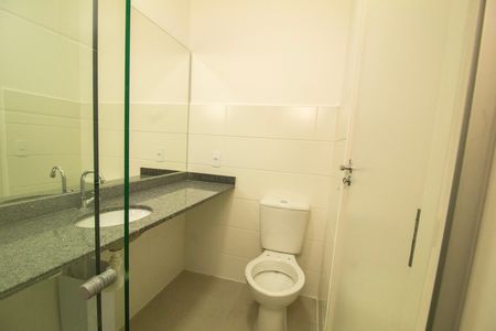 Banheiro Social  de apartamento à venda com 3 quartos, 67m² em Palmeiras, Belo Horizonte