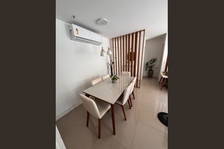 Sala de apartamento para alugar com 2 quartos, 65m² em Barra da Tijuca, Rio de Janeiro