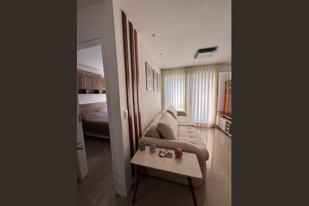 Sala de apartamento para alugar com 2 quartos, 65m² em Barra da Tijuca, Rio de Janeiro