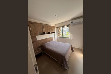 Quarto  de apartamento para alugar com 2 quartos, 65m² em Barra da Tijuca, Rio de Janeiro