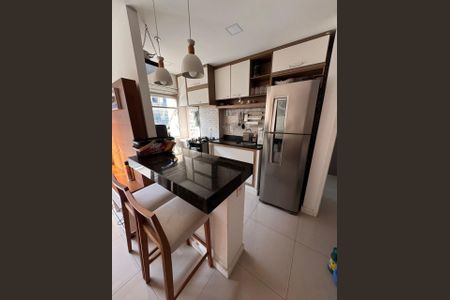 Cozinha de apartamento para alugar com 2 quartos, 65m² em Barra da Tijuca, Rio de Janeiro