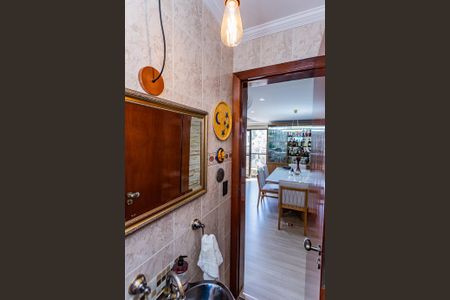 Apartamento à venda com 120m², 3 quartos e 3 vagas Apartamento à venda com 120m², 3 quartos e 3 vagasLavabo