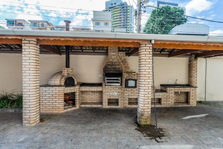 Apartamento à venda com 120m², 3 quartos e 3 vagas Apartamento à venda com 120m², 3 quartos e 3 vagasÁrea comum - Churrasqueira