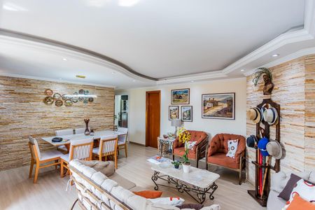 Apartamento à venda com 120m², 3 quartos e 3 vagas Apartamento à venda com 120m², 3 quartos e 3 vagasSala