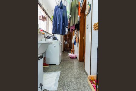 Apartamento à venda com 120m², 3 quartos e 3 vagas Apartamento à venda com 120m², 3 quartos e 3 vagasÁrea de Serviço