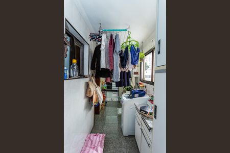 Apartamento à venda com 120m², 3 quartos e 3 vagas Apartamento à venda com 120m², 3 quartos e 3 vagasÁrea de Serviço
