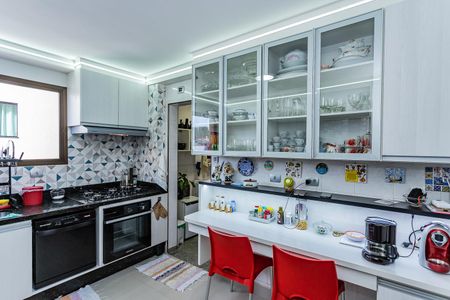 Apartamento à venda com 120m², 3 quartos e 3 vagas Apartamento à venda com 120m², 3 quartos e 3 vagasCozinha