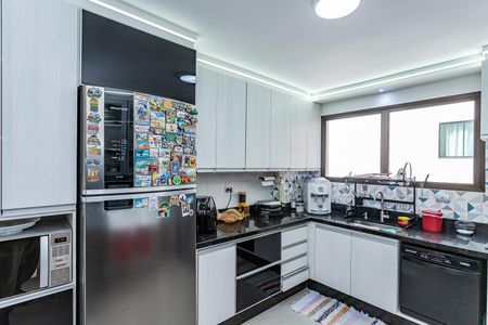 Apartamento à venda com 120m², 3 quartos e 3 vagas Apartamento à venda com 120m², 3 quartos e 3 vagasCozinha