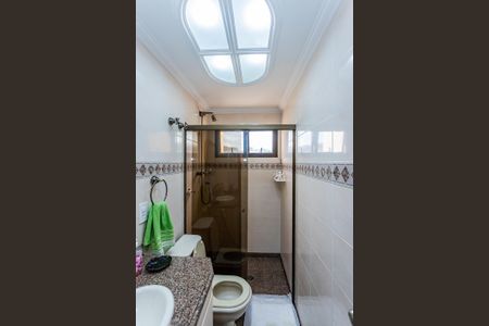 Apartamento à venda com 120m², 3 quartos e 3 vagas Apartamento à venda com 120m², 3 quartos e 3 vagasBanheiro
