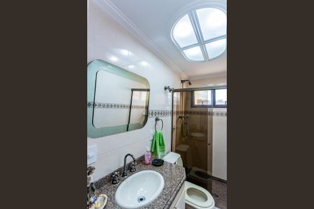 Apartamento à venda com 120m², 3 quartos e 3 vagas Apartamento à venda com 120m², 3 quartos e 3 vagasBanheiro