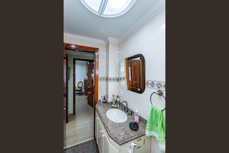 Apartamento à venda com 120m², 3 quartos e 3 vagas Apartamento à venda com 120m², 3 quartos e 3 vagasBanheiro