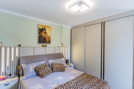 Apartamento à venda com 120m², 3 quartos e 3 vagas Apartamento à venda com 120m², 3 quartos e 3 vagasSuite