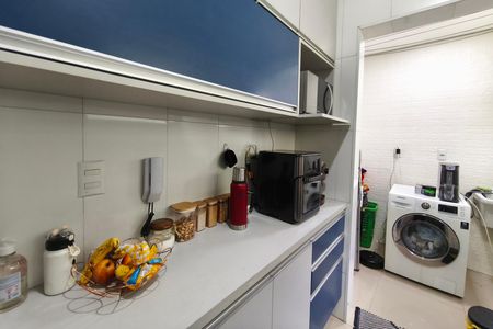 Apartamento à venda com 67m², 2 quartos e 1 vaga Apartamento à venda com 67m², 2 quartos e 1 vagaCozinha