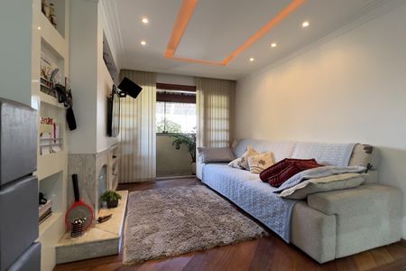 Casa à venda com 250m², 3 quartos e 4 vagasSala