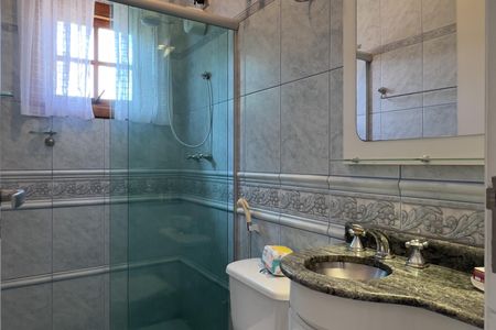 Casa à venda com 250m², 3 quartos e 4 vagasBanheiro 2