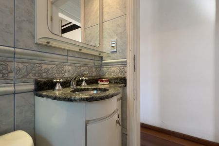 Casa à venda com 250m², 3 quartos e 4 vagasBanheiro 2