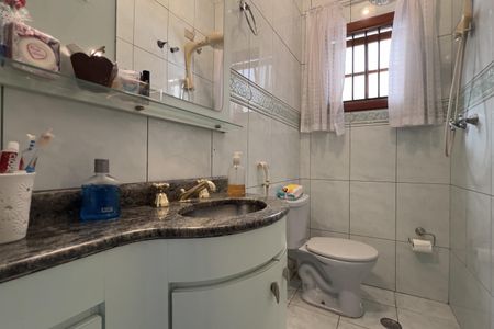 Casa à venda com 250m², 3 quartos e 4 vagasBanheiro 1