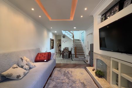 Casa à venda com 250m², 3 quartos e 4 vagasSala