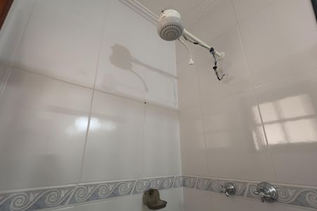 Casa à venda com 250m², 3 quartos e 4 vagasBanheiro de serviço