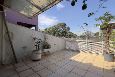 Casa à venda com 250m², 3 quartos e 4 vagasVaranda
