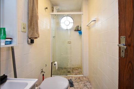 Banheiro social de kitnet/studio à venda com 1 quarto, 31m² em Cerqueira César, São Paulo