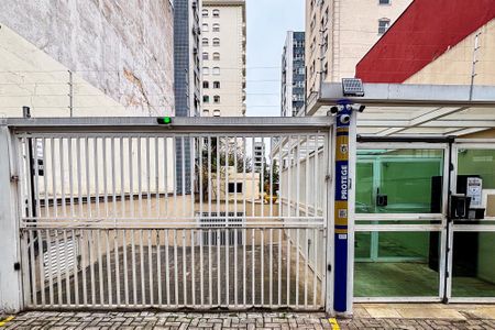 Studio à venda com 31m², 1 quarto e 1 vaga Studio à venda com 31m², 1 quarto e 1 vagaFachada