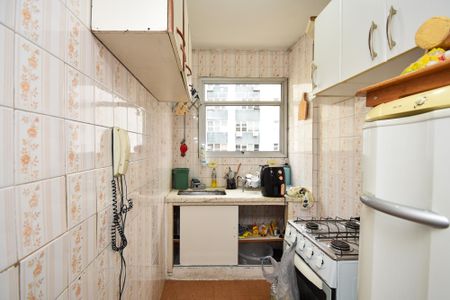 Cozinha de kitnet/studio à venda com 1 quarto, 31m² em Cerqueira César, São Paulo