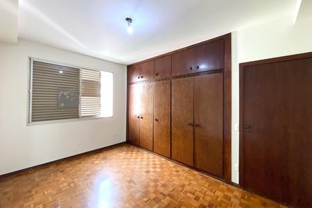 Apartamento à venda com 160m², 4 quartos e 2 vagasSuite