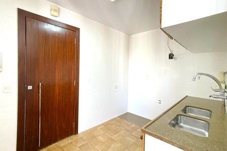 Apartamento à venda com 160m², 4 quartos e 2 vagasCozinha