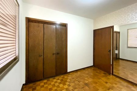 Apartamento à venda com 160m², 4 quartos e 2 vagasQuarto 2