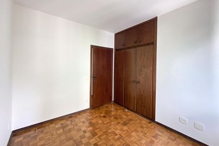 Apartamento à venda com 160m², 4 quartos e 2 vagasQuarto 3