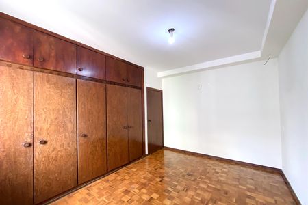 Apartamento à venda com 160m², 4 quartos e 2 vagasSuite