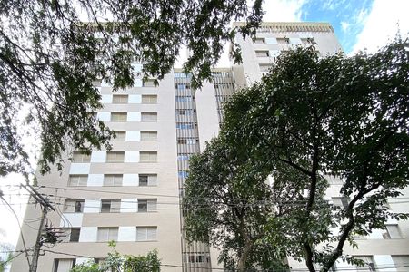 Apartamento à venda com 160m², 4 quartos e 2 vagasFachada
