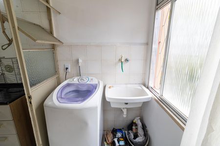 Apartamento à venda com 55m², 2 quartos e 1 vaga Apartamento à venda com 55m², 2 quartos e 1 vagaCozinha e Área de Serviço