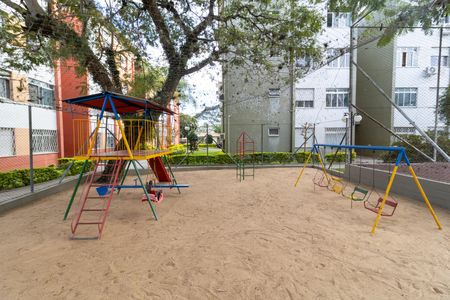 Apartamento à venda com 55m², 2 quartos e 1 vaga Apartamento à venda com 55m², 2 quartos e 1 vagaÁrea comum - Playground
