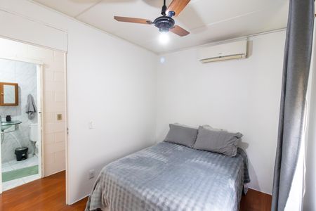 Quarto 1 de apartamento à venda com 2 quartos, 55m² em Vila Nova, Porto Alegre