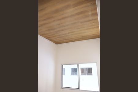 Sala de apartamento para alugar com 2 quartos, 38m² em Retiro, Salvador
