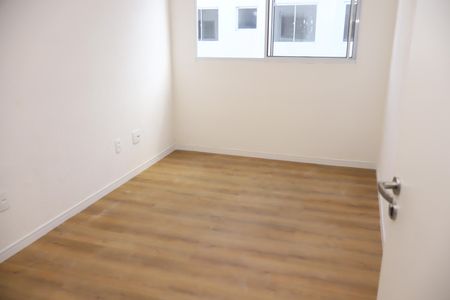 Sala de apartamento para alugar com 2 quartos, 38m² em Retiro, Salvador
