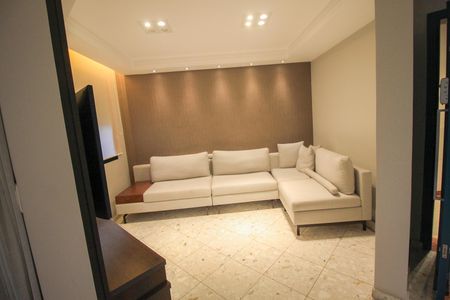 Apartamento para alugar com 193m², 3 quartos e 4 vagas