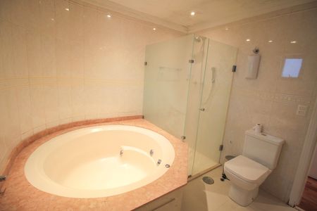 Apartamento para alugar com 193m², 3 quartos e 4 vagas