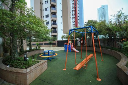 Apartamento para alugar com 193m², 3 quartos e 4 vagas