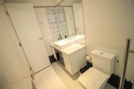 Apartamento para alugar com 193m², 3 quartos e 4 vagas
