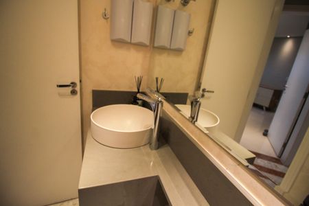 Apartamento para alugar com 193m², 3 quartos e 4 vagas