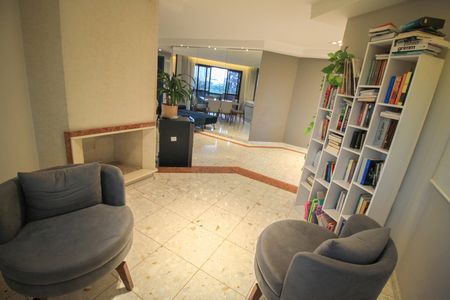 Apartamento para alugar com 193m², 3 quartos e 4 vagas