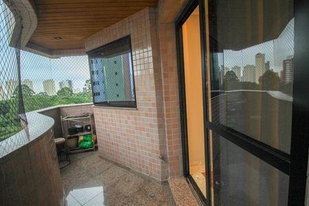 Apartamento para alugar com 193m², 3 quartos e 4 vagas