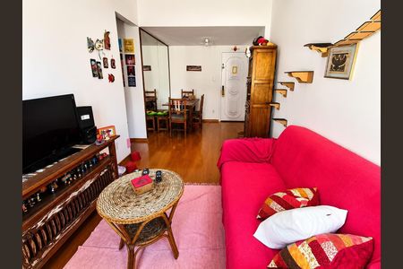 Apartamento à venda com 69m², 2 quartos e 1 vaga