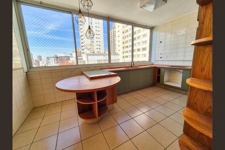 Apartamento para alugar com 123m², 3 quartos e 1 vaga Apartamento para alugar com 123m², 3 quartos e 1 vagaCozinha