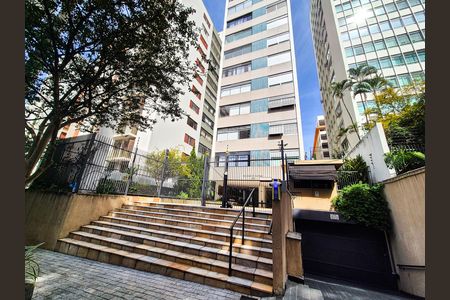 Apartamento para alugar com 123m², 3 quartos e 1 vaga Apartamento para alugar com 123m², 3 quartos e 1 vagaFachada do Prédio