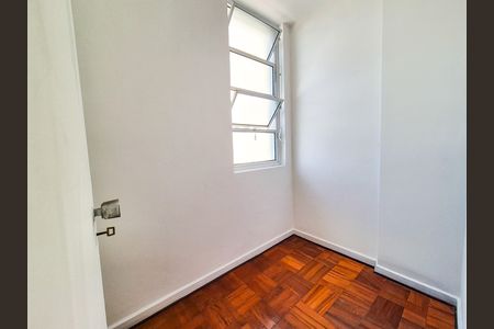 Apartamento para alugar com 123m², 3 quartos e 1 vaga Apartamento para alugar com 123m², 3 quartos e 1 vagaQuarto da Área de Serviço