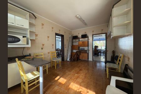 Casa à venda com 410m², 3 quartos e 2 vagasCozinha 1